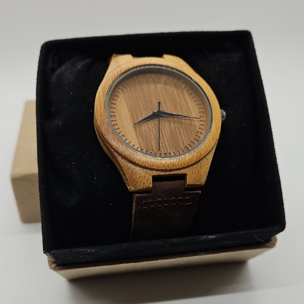 Elegant Natural Wood Men's Watch New, Just Needs Battery